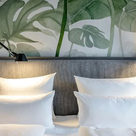 One Hauptbahnhof Hotel Munich