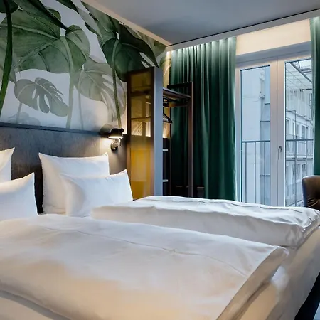 One Hauptbahnhof Hotel Munich