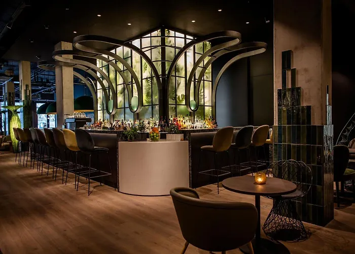 One Hauptbahnhof Hotel 3*